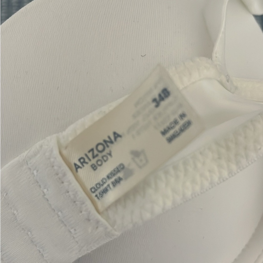 Arizona White Bra cloud kissed like new